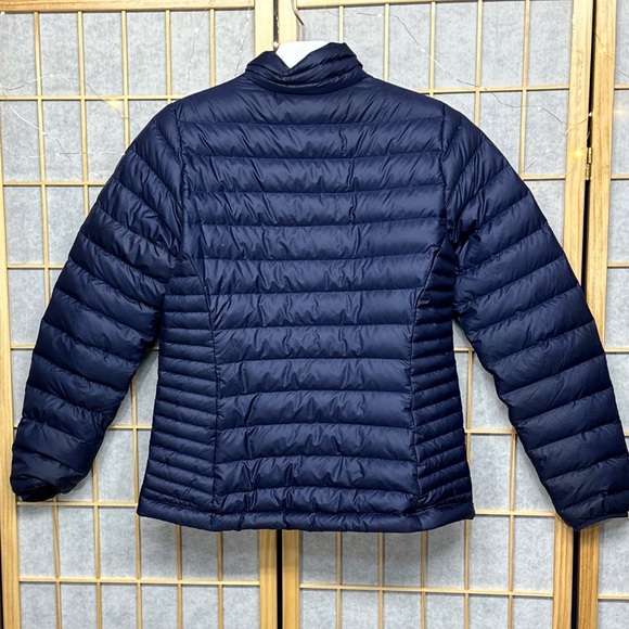 Patagonia Blue Sweater Down Jacket - Picture 4 of 11